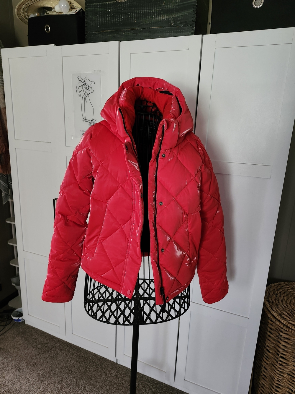 Rip Zone Red Quilted Hooded Puffer Jacket - Women Glossy Outer. Brand New!